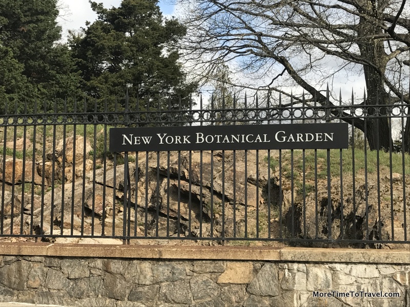 Gate to NYBG on Southern Boulevard in the Bronx